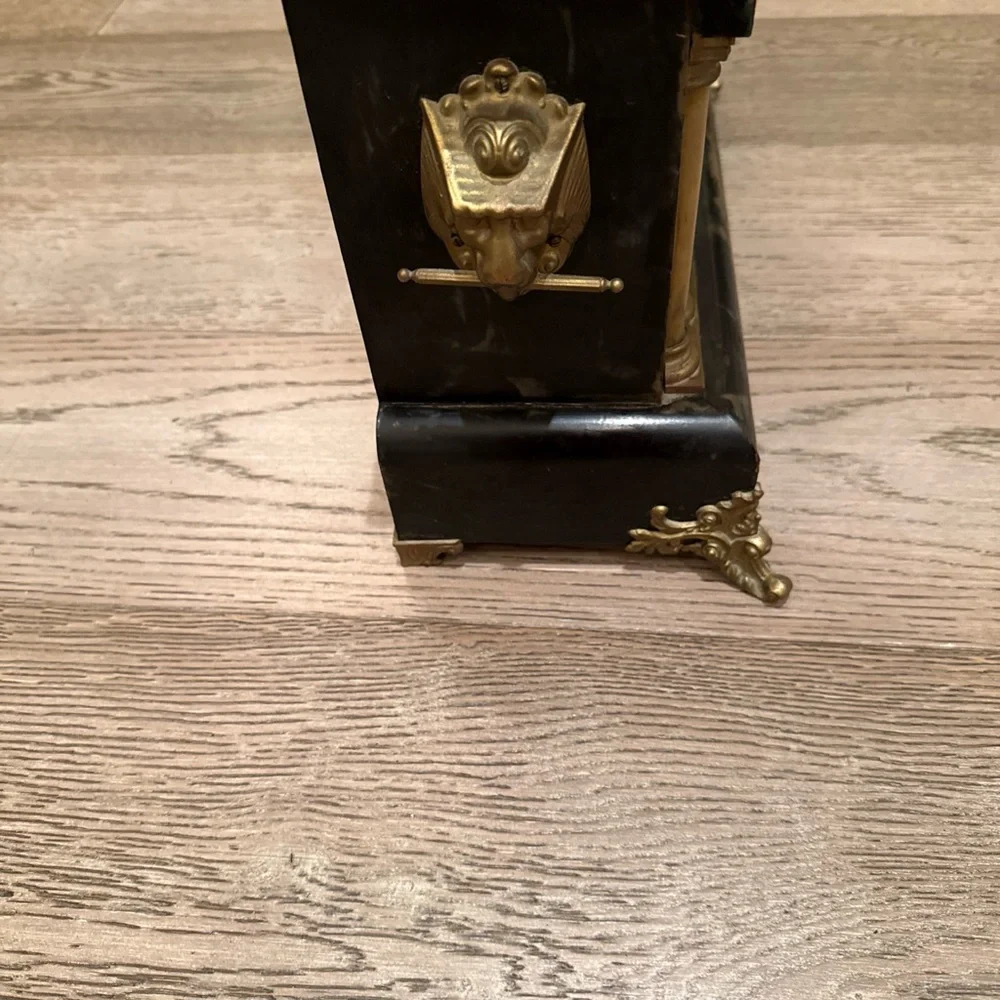 Seth Thomas  wooden 1880 vintage mantle clock BIN In working order